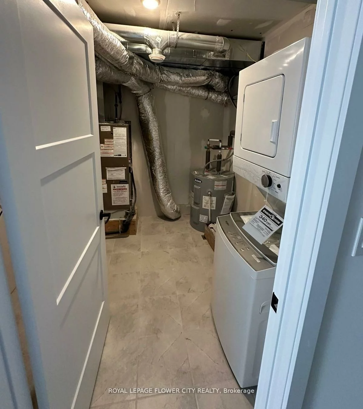 14, Pumpkin Corner, Innis-Shore, Barrie