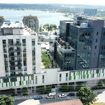 111, Worsley, City Centre, Barrie