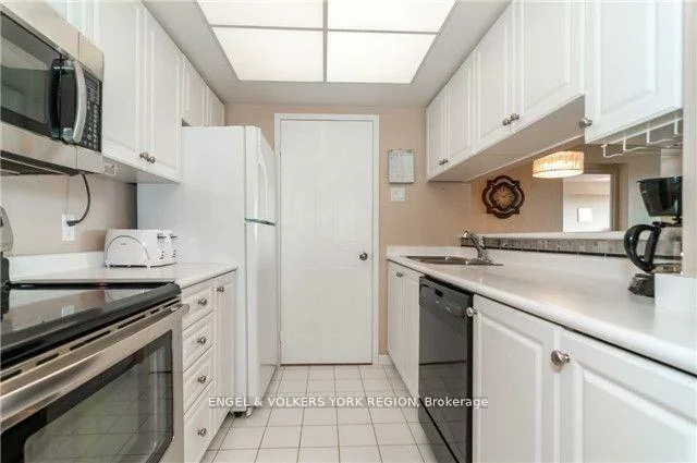 75, Ellen, Lakeshore, Barrie