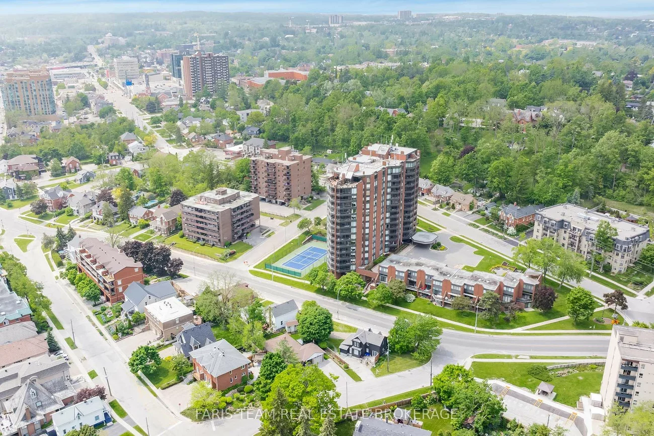 181, Collier, North Shore, Barrie