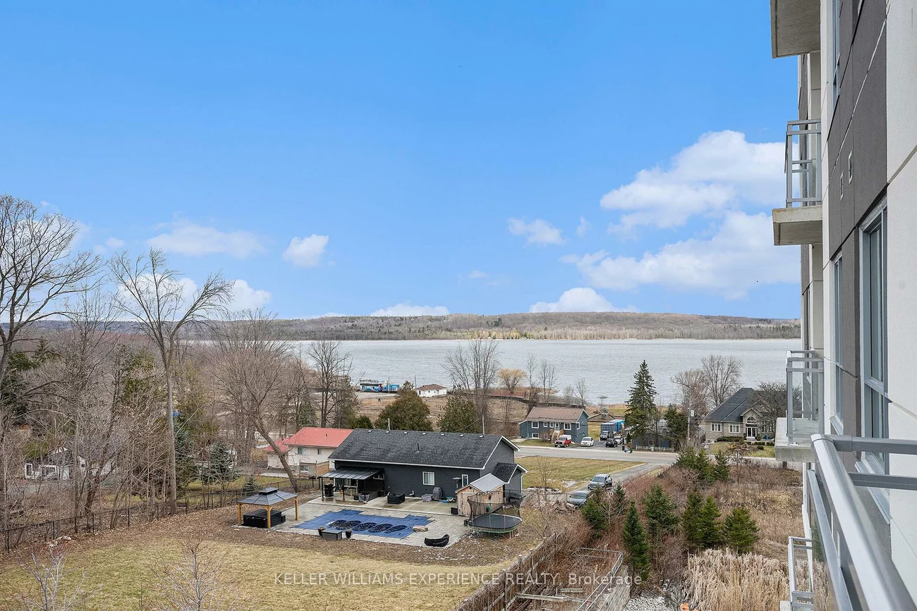 56, Lakeside, Little Lake, Barrie