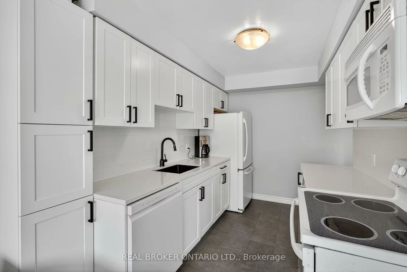 36, Southwoods, Holly, Barrie