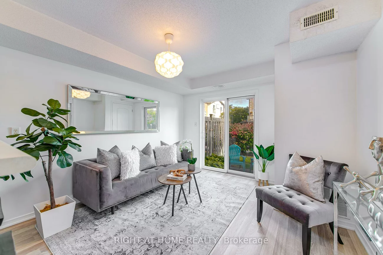 17, Cheltenham, Georgian Drive, Barrie