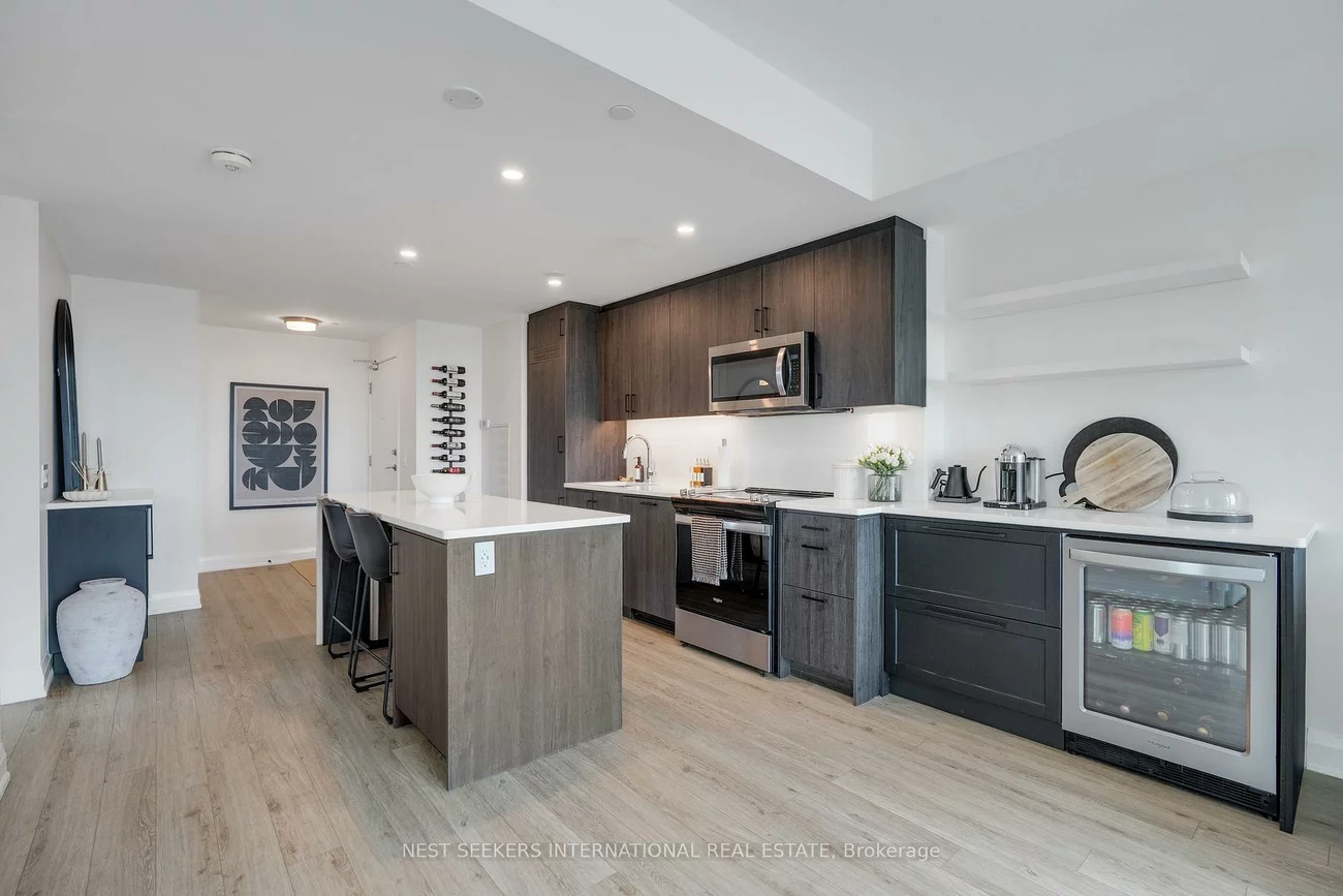 681, Yonge, Painswick South, Barrie