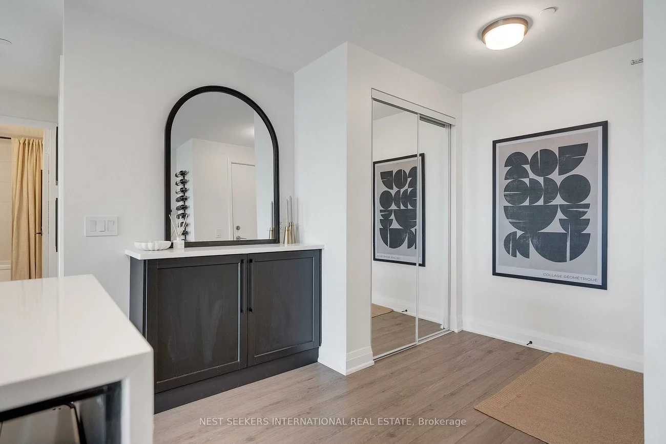 681, Yonge, Painswick South, Barrie