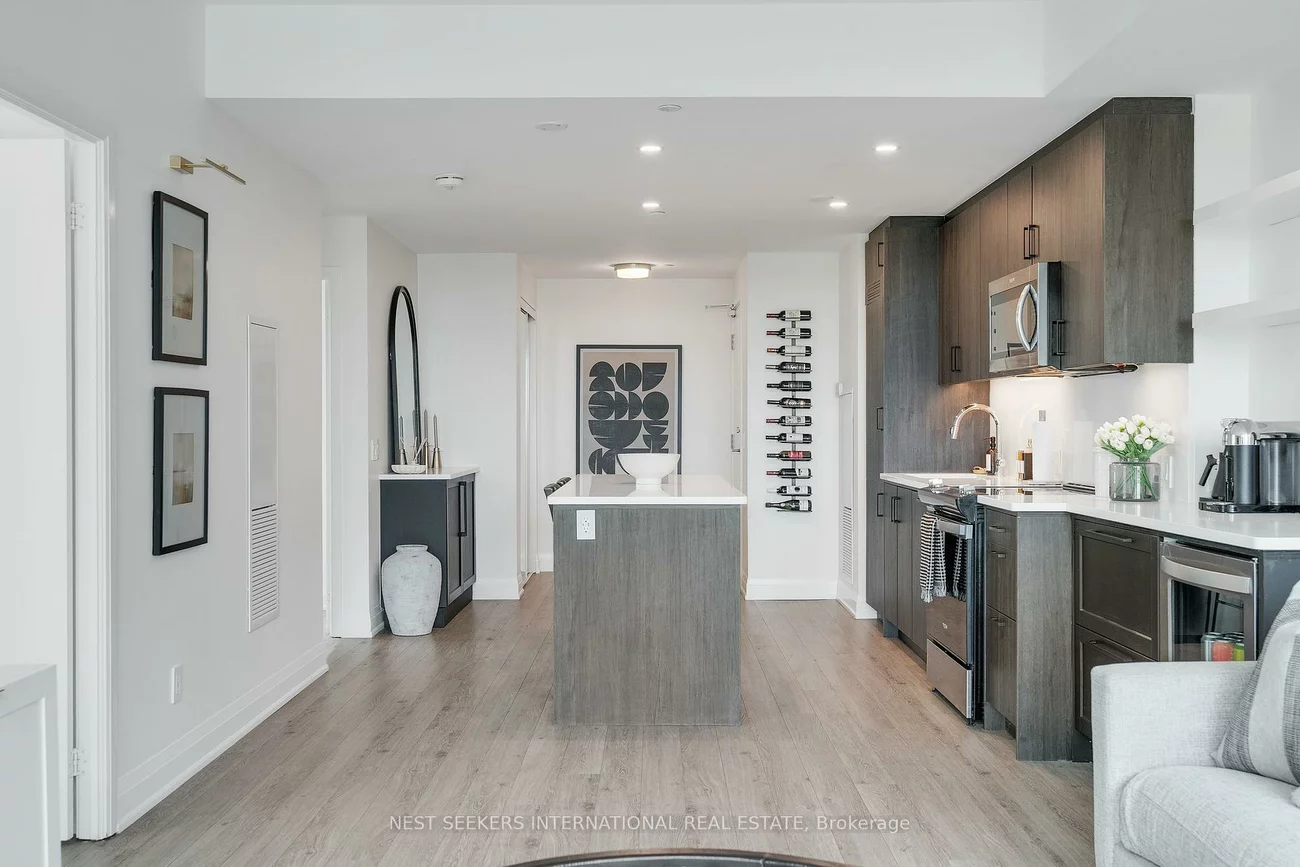 681, Yonge, Painswick South, Barrie