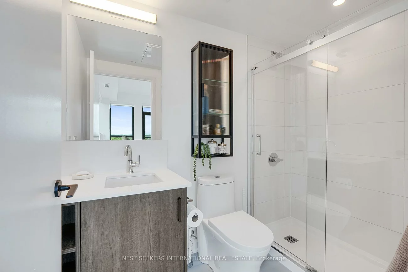 681, Yonge, Painswick South, Barrie