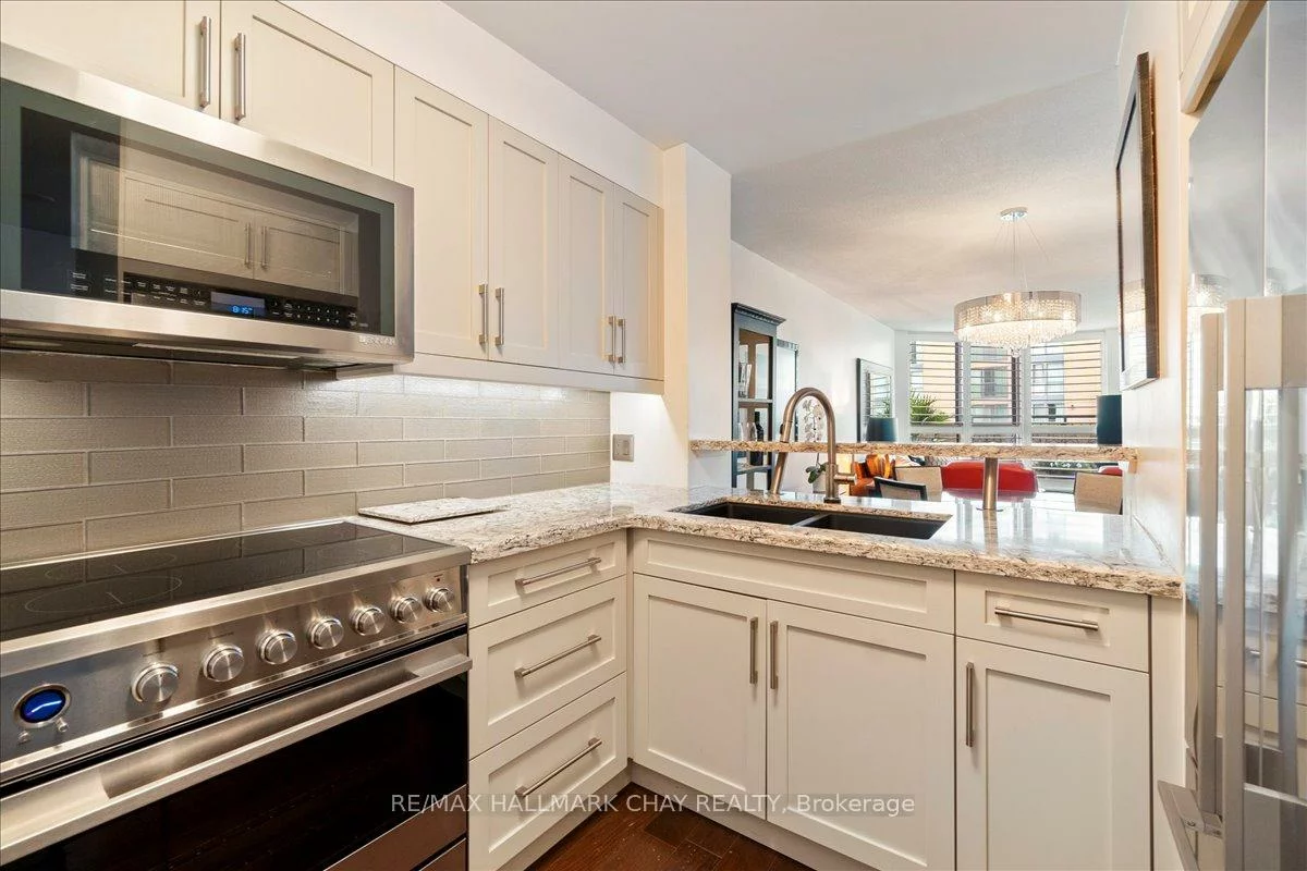 150, Dunlop, Lakeshore, Barrie