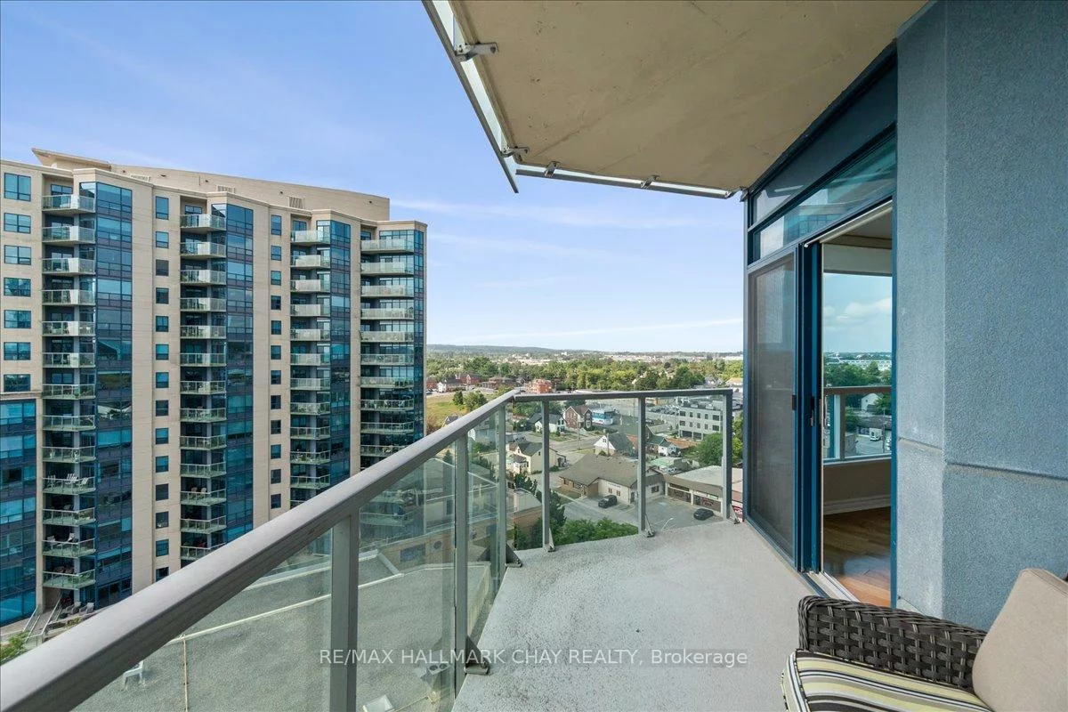33, Ellen, Lakeshore, Barrie