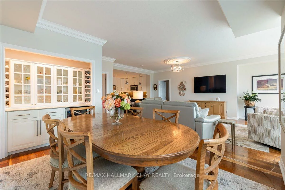 33, Ellen, Lakeshore, Barrie