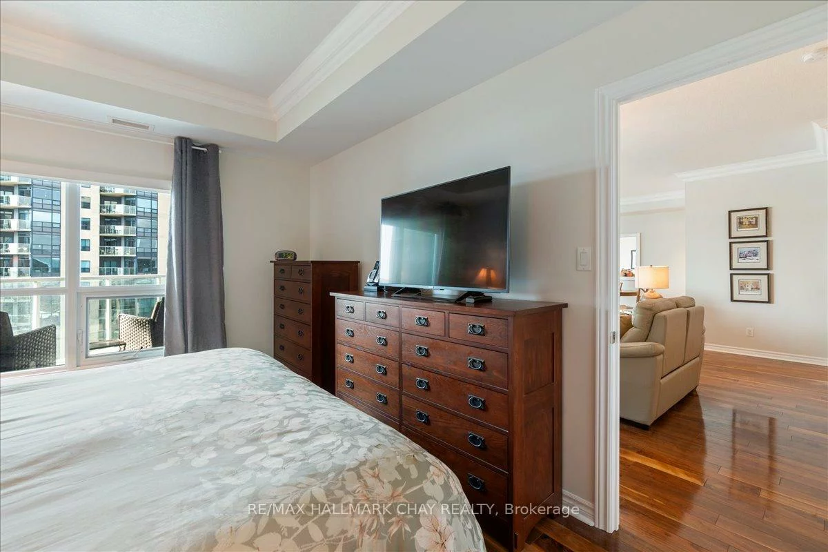 33, Ellen, Lakeshore, Barrie