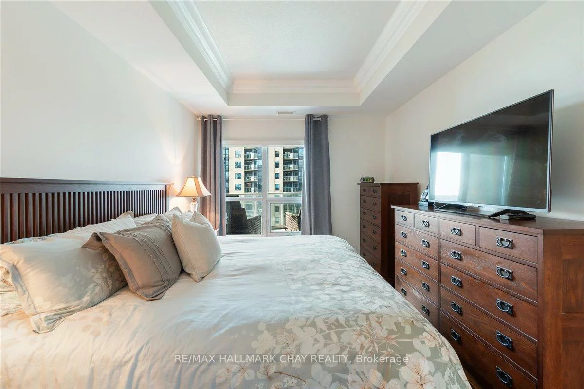33, Ellen, Lakeshore, Barrie