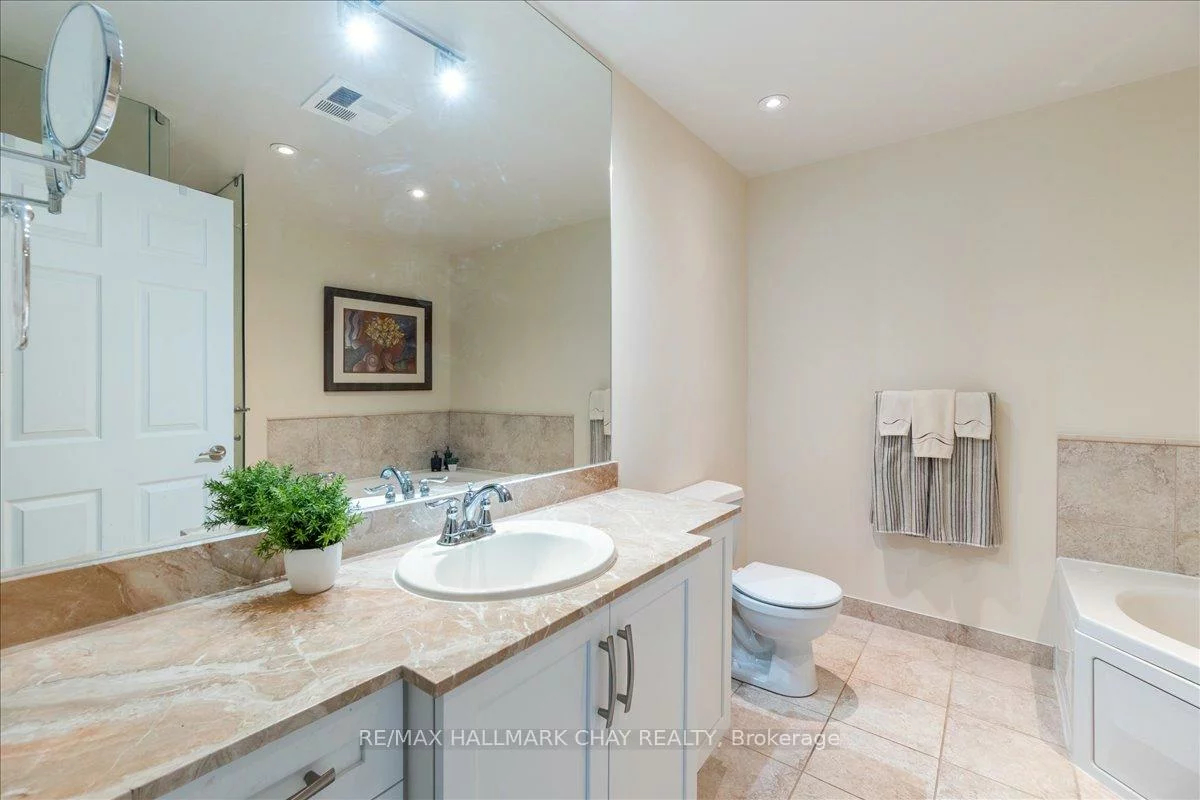 33, Ellen, Lakeshore, Barrie