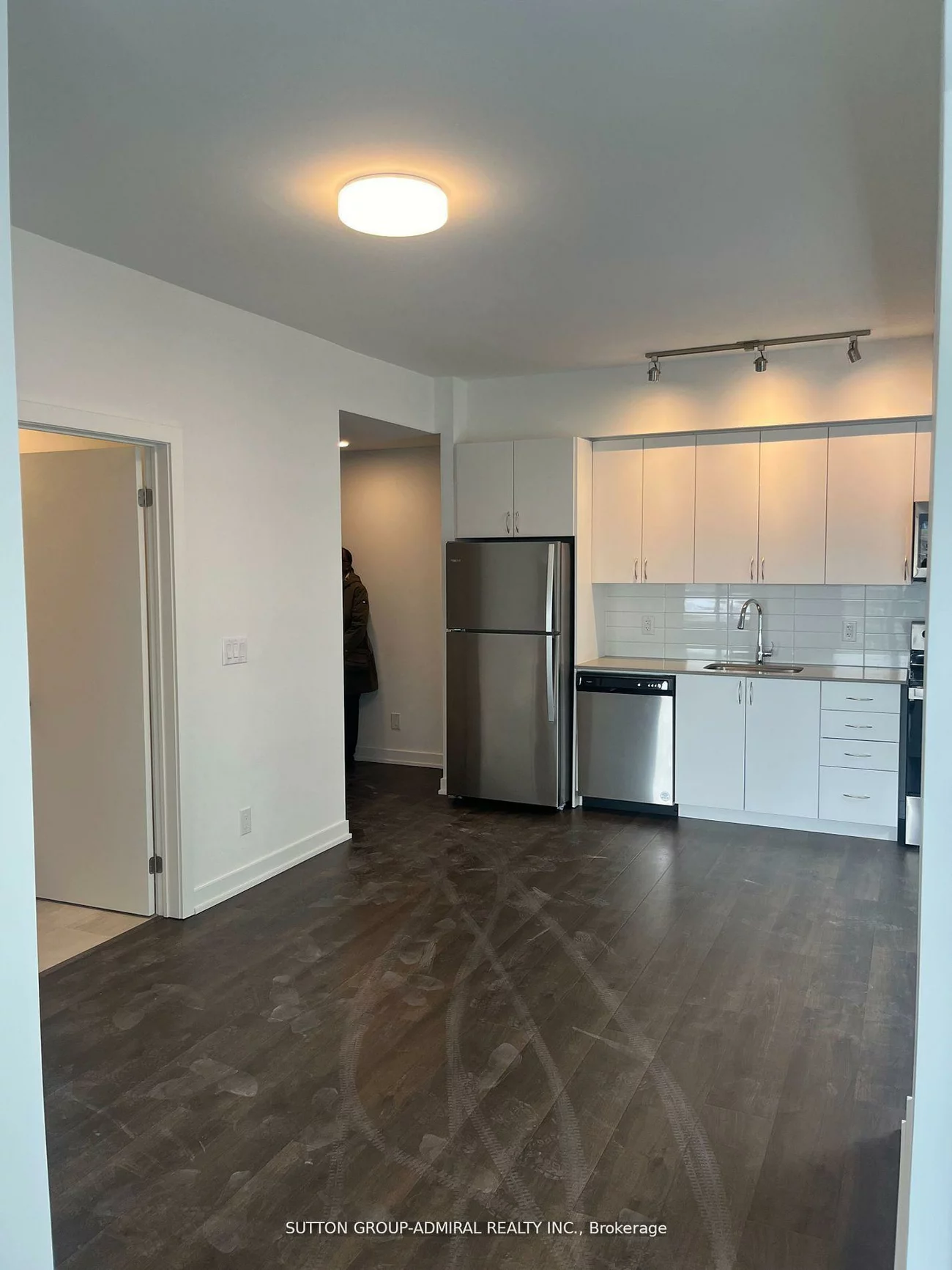 56, Lakeside, Little Lake, Barrie