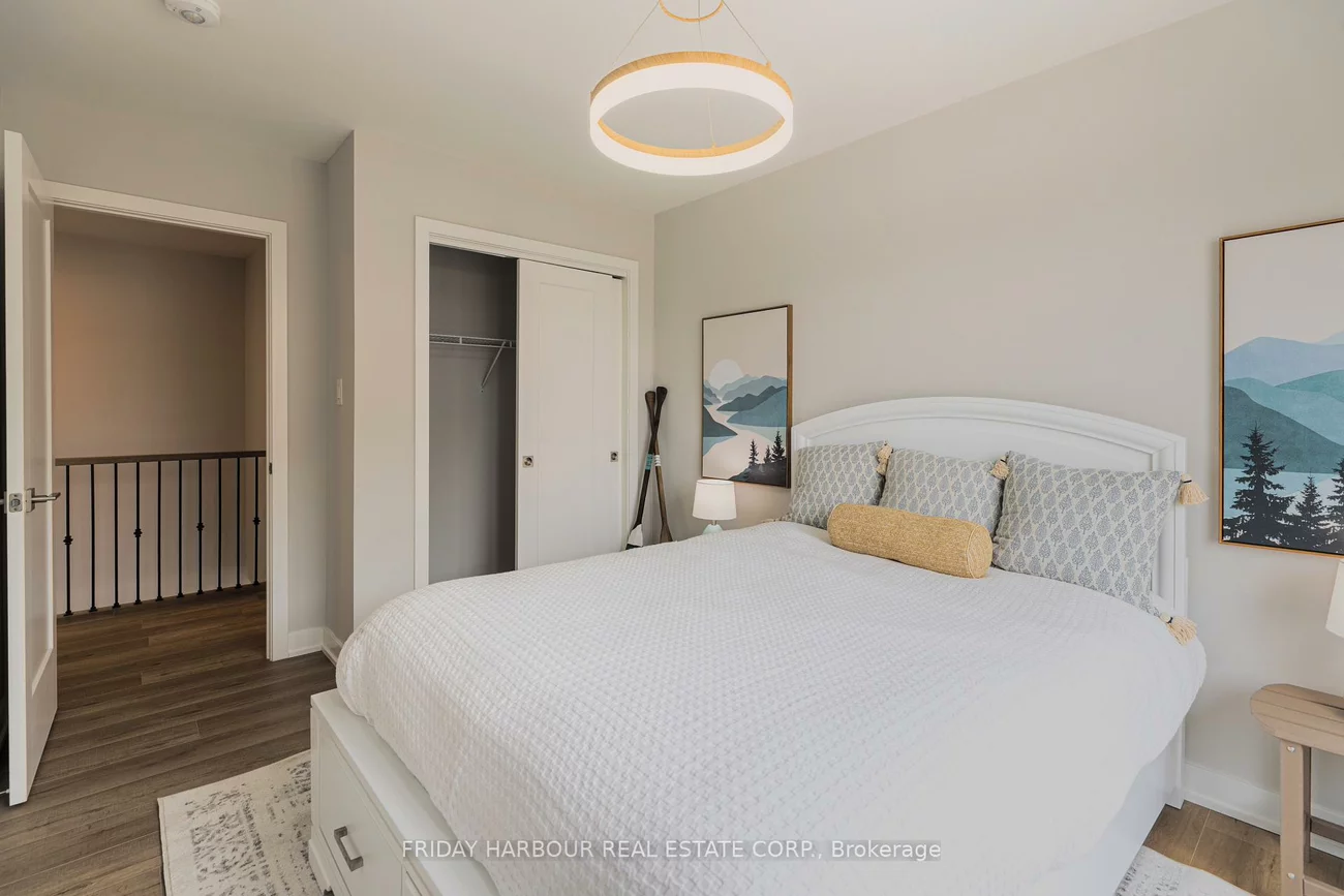 17, Appletree, Innis-Shore, Barrie