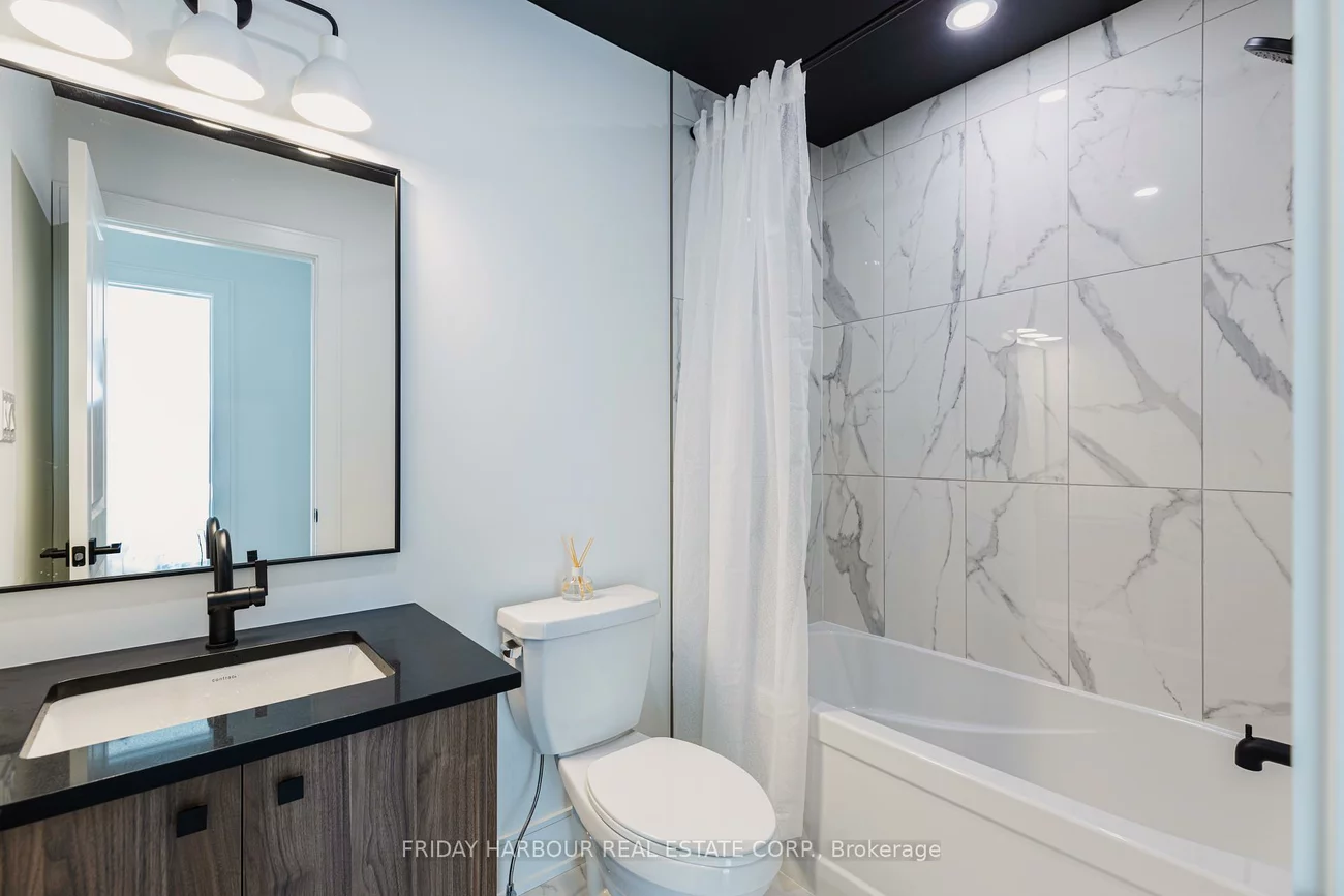 15, Appletree, Innis-Shore, Barrie