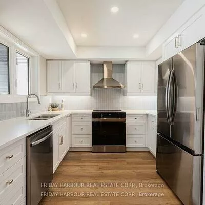 15, Appletree, Innis-Shore, Barrie