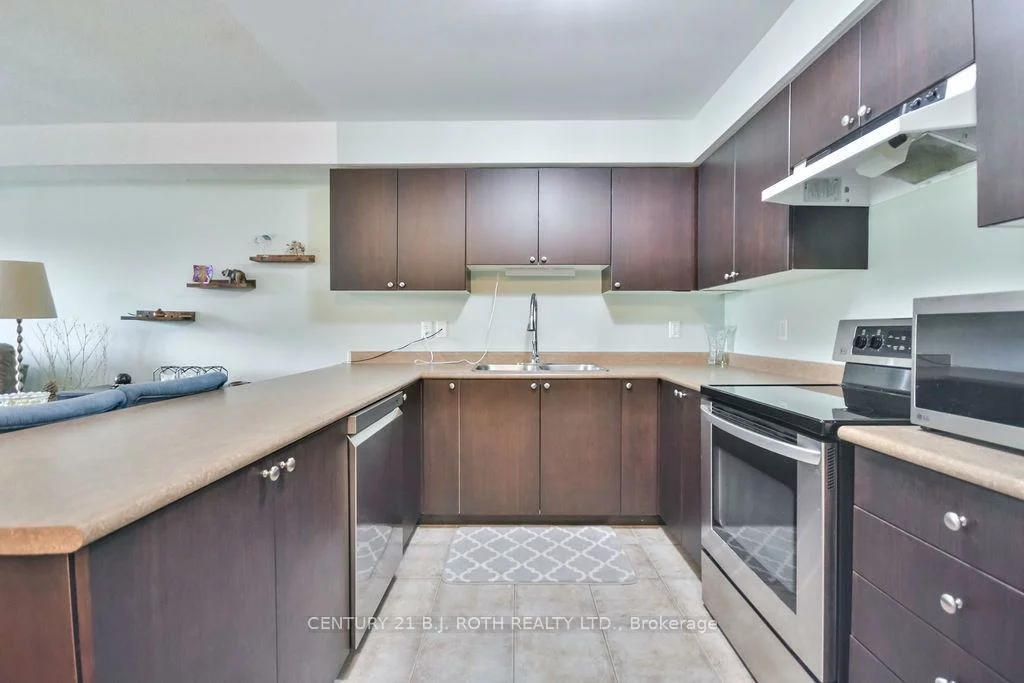 43, Coulter, Sunnidale, Barrie