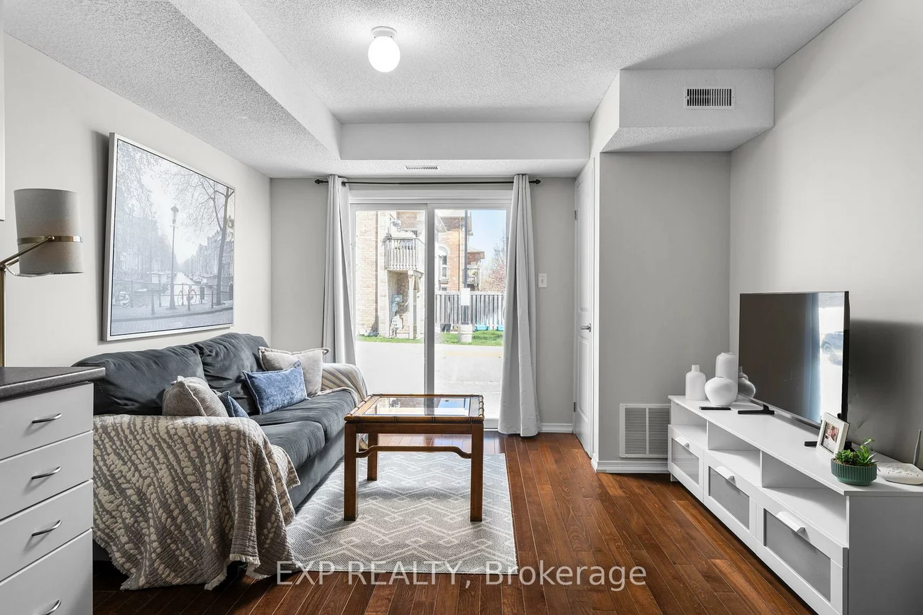 15, Cheltenham, Georgian Drive, Barrie