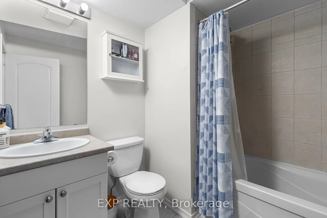 15, Cheltenham, Georgian Drive, Barrie
