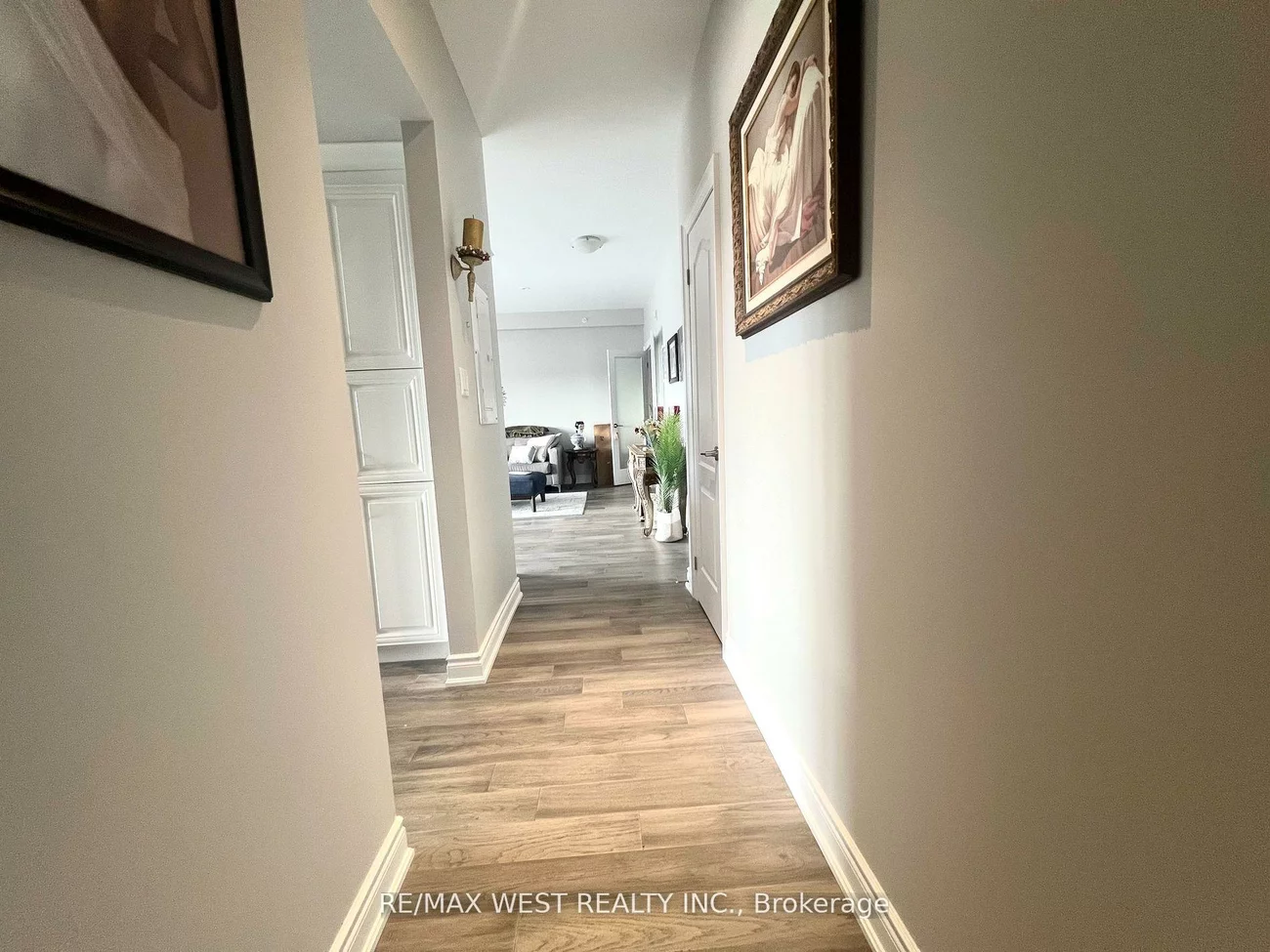 720, Yonge, Painswick South, Barrie