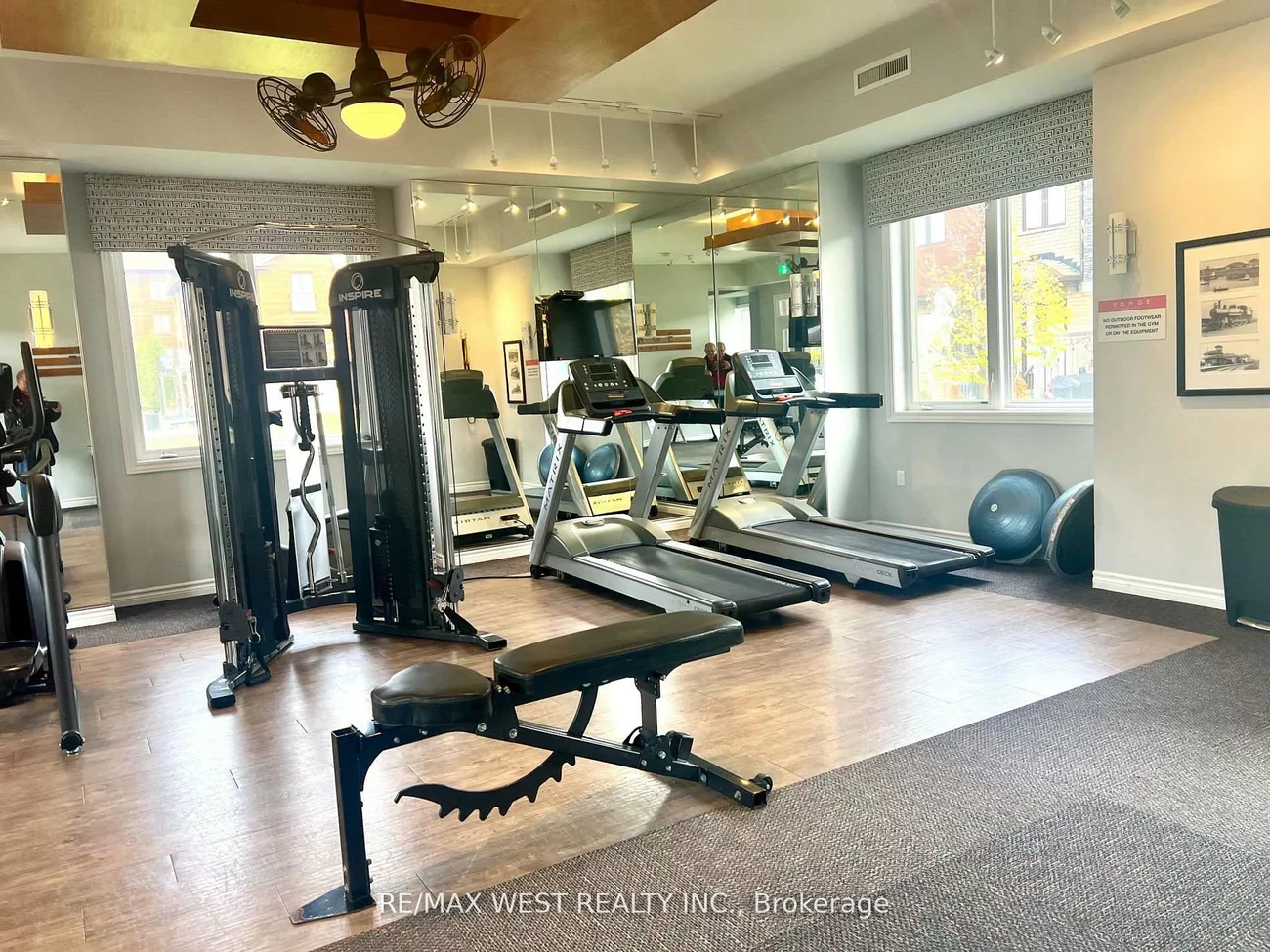 720, Yonge, Painswick South, Barrie