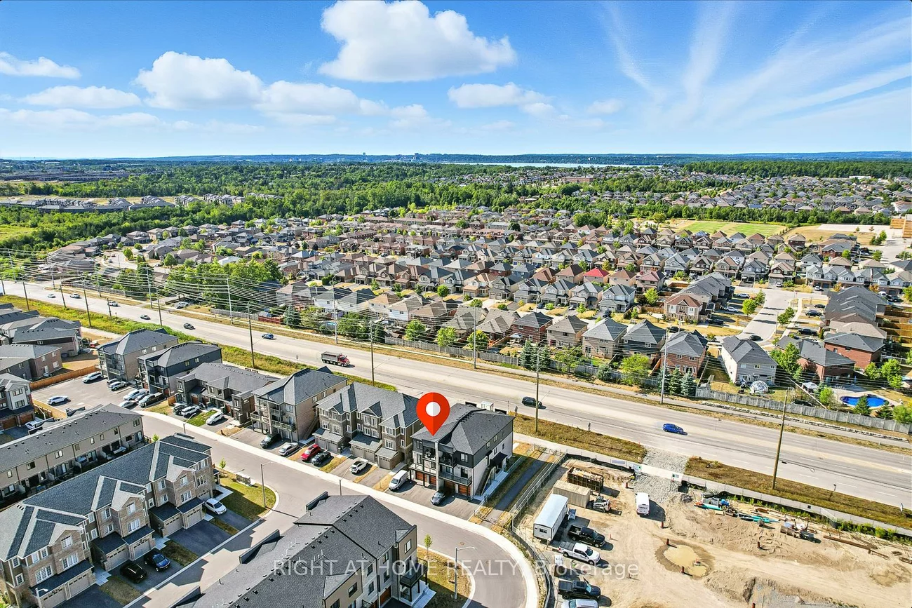 53, Pumpkin Corner, Innis-Shore, Barrie