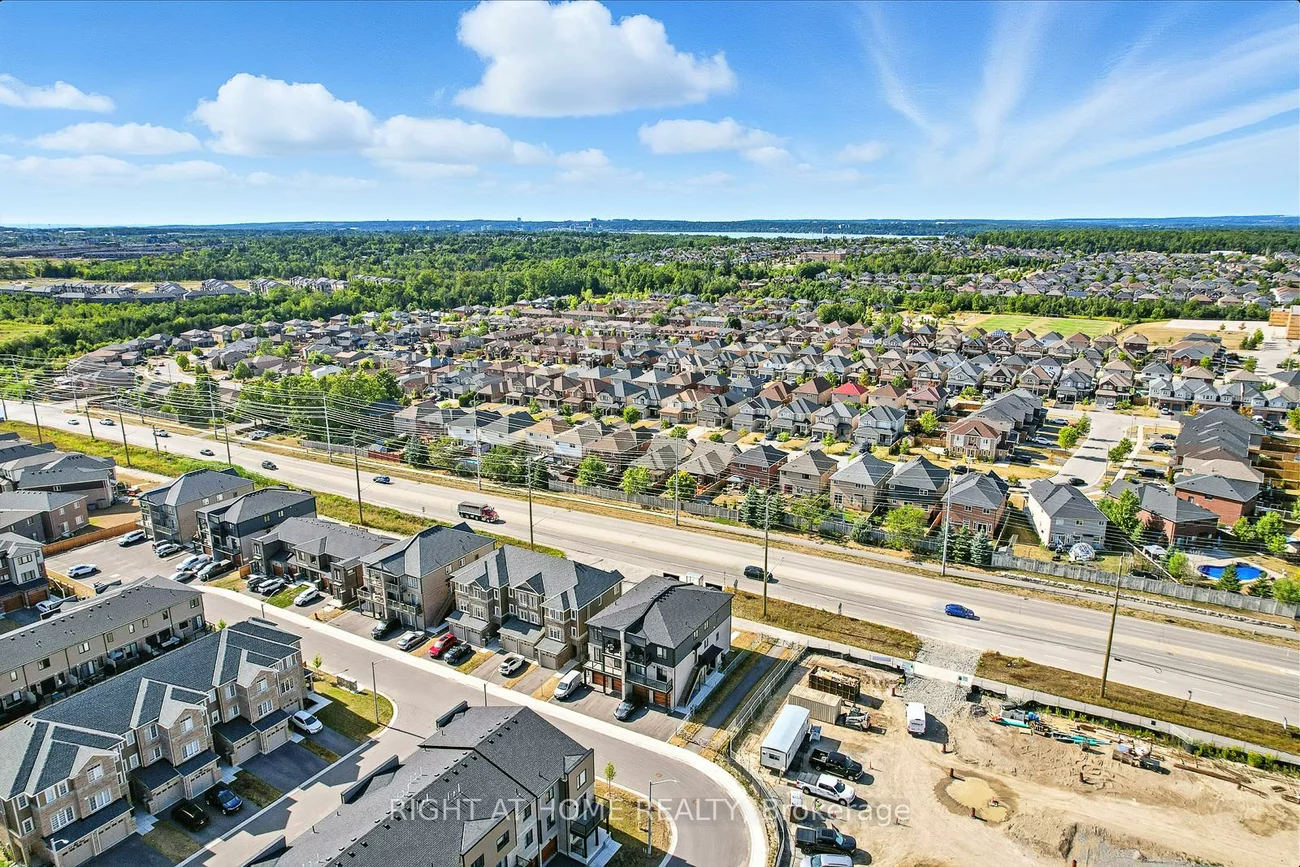 53, Pumpkin Corner, Innis-Shore, Barrie