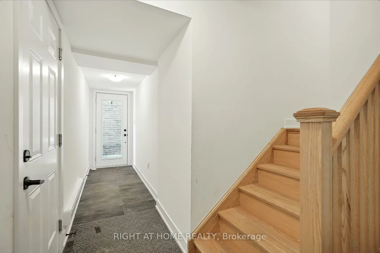 53, Pumpkin Corner, Innis-Shore, Barrie