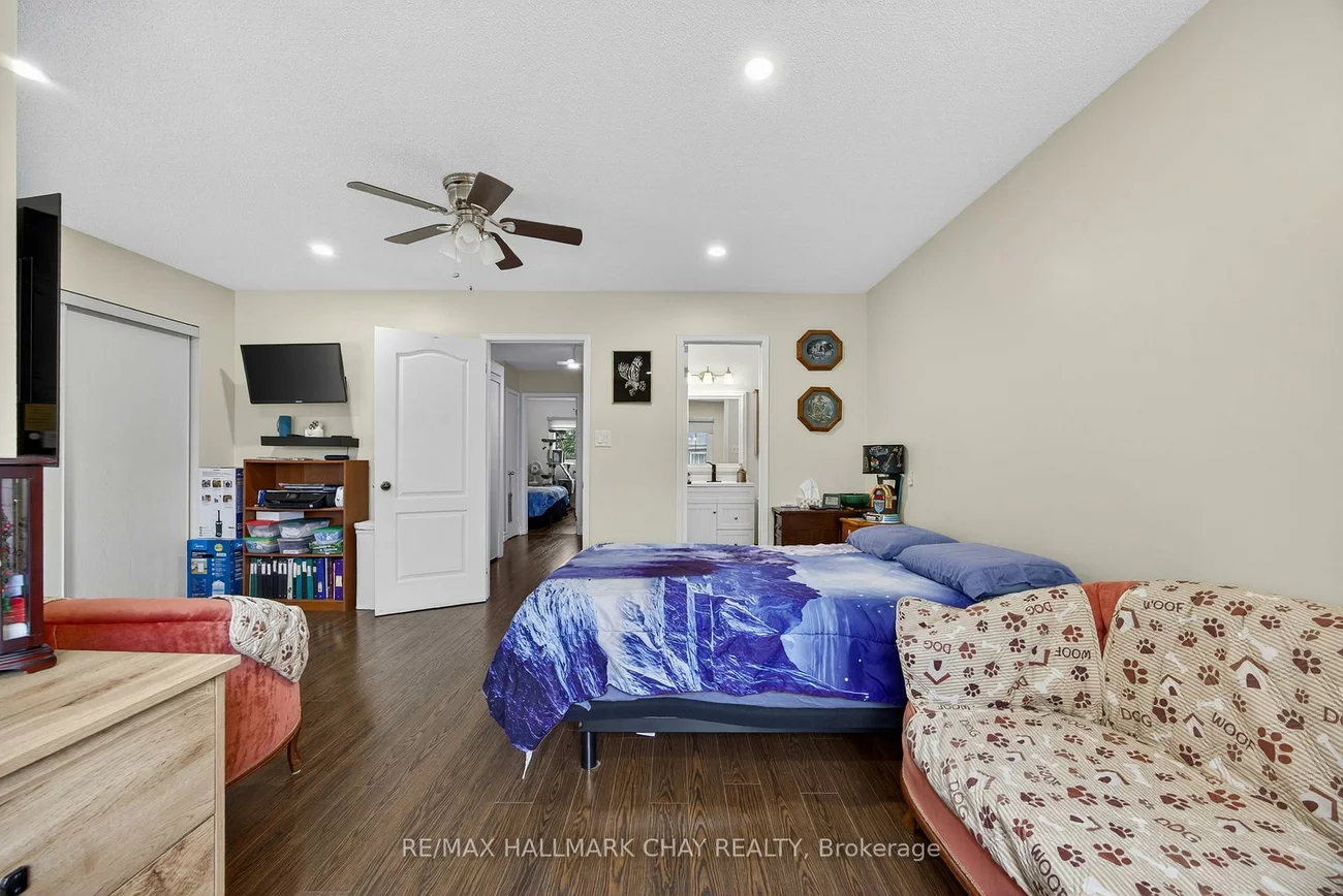 165, Kozlov, West Bayfield, Barrie
