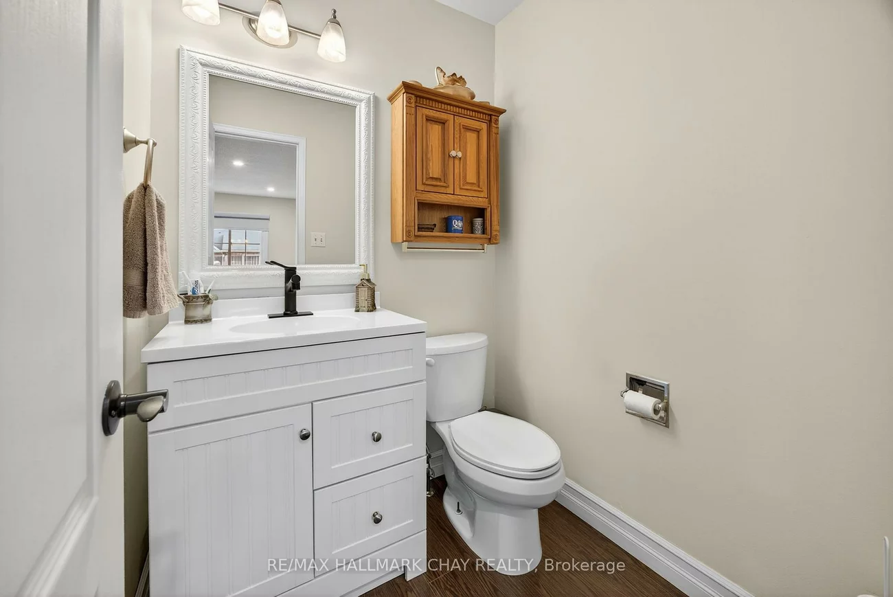 165, Kozlov, West Bayfield, Barrie