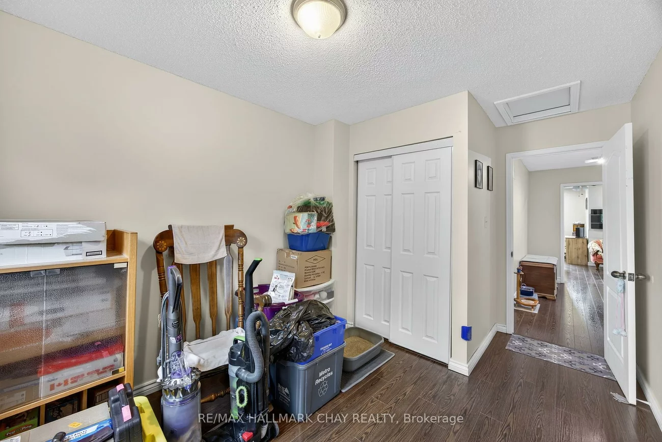 165, Kozlov, West Bayfield, Barrie