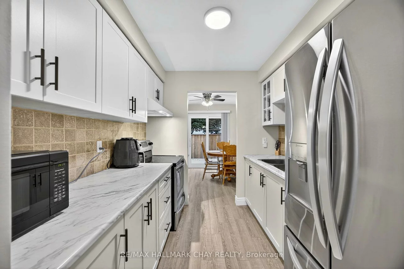 165, Kozlov, West Bayfield, Barrie