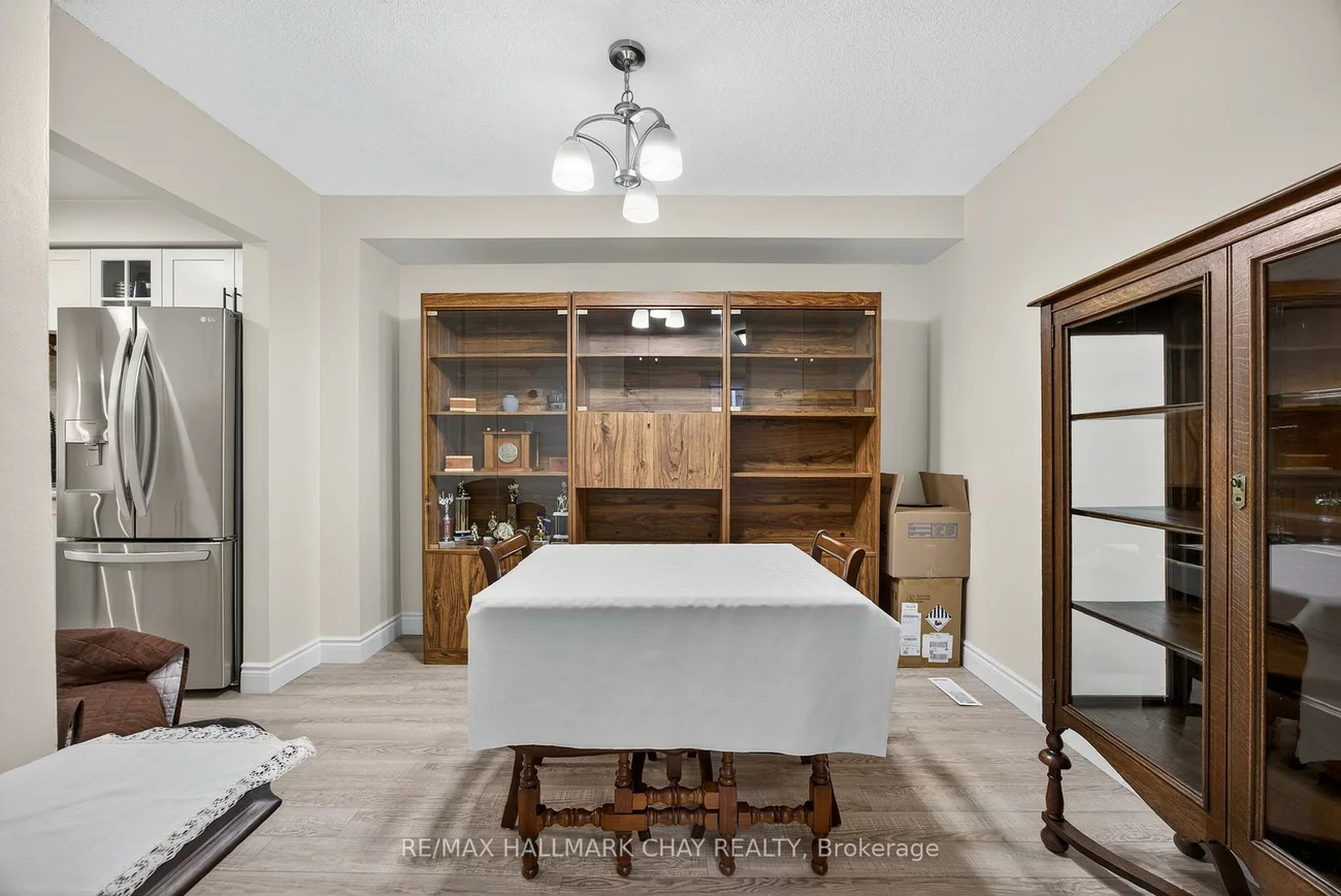 165, Kozlov, West Bayfield, Barrie