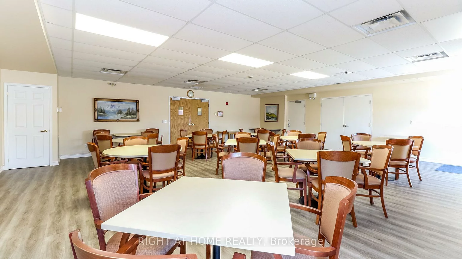 94, Dean, Painswick South, Barrie