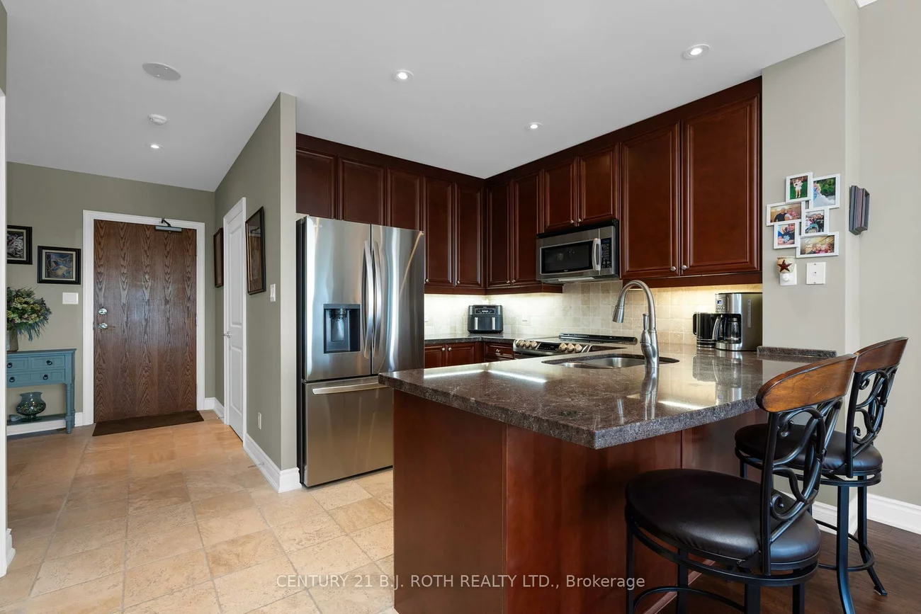 37, Ellen, Lakeshore, Barrie