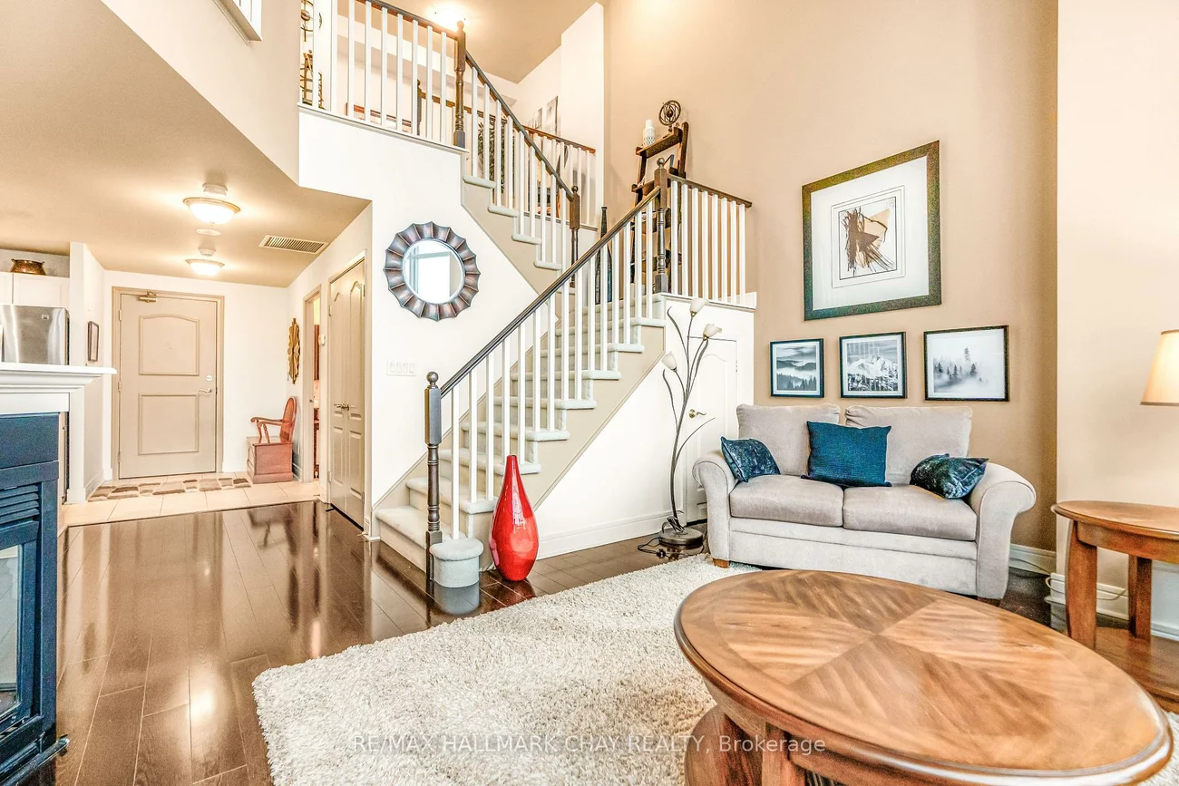 2, Toronto, City Centre, Barrie