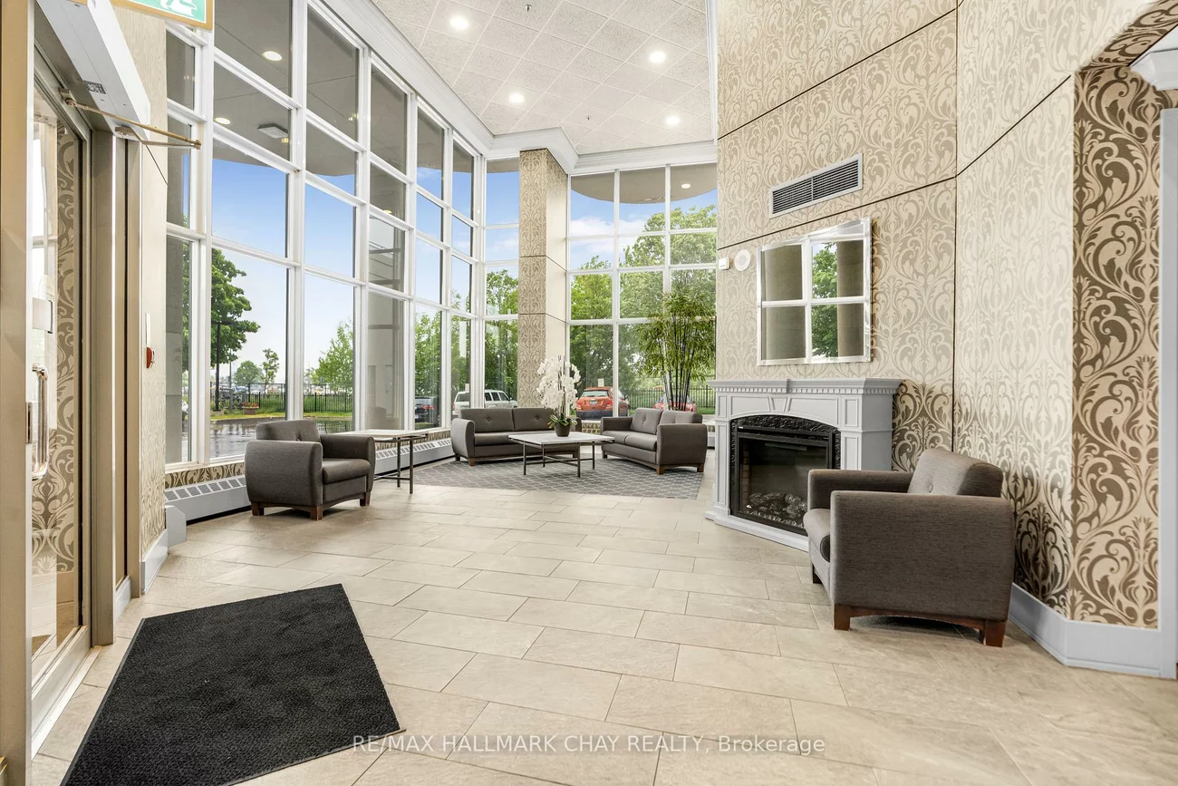 2, Toronto, City Centre, Barrie
