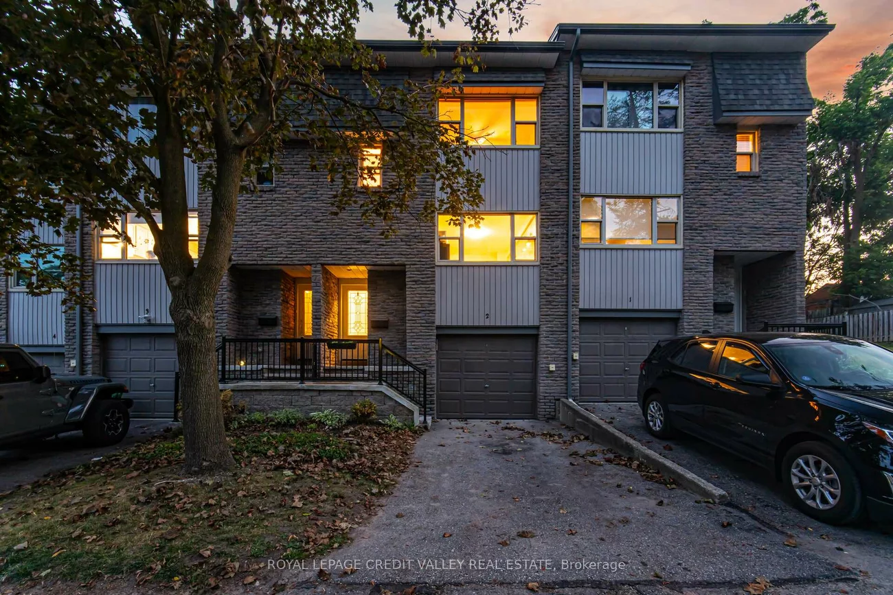 2, North, Wellington, Barrie