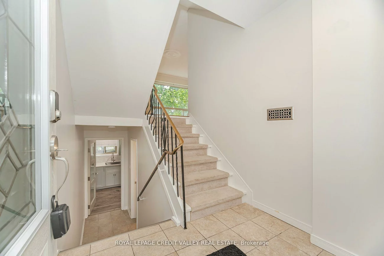 2, North, Wellington, Barrie