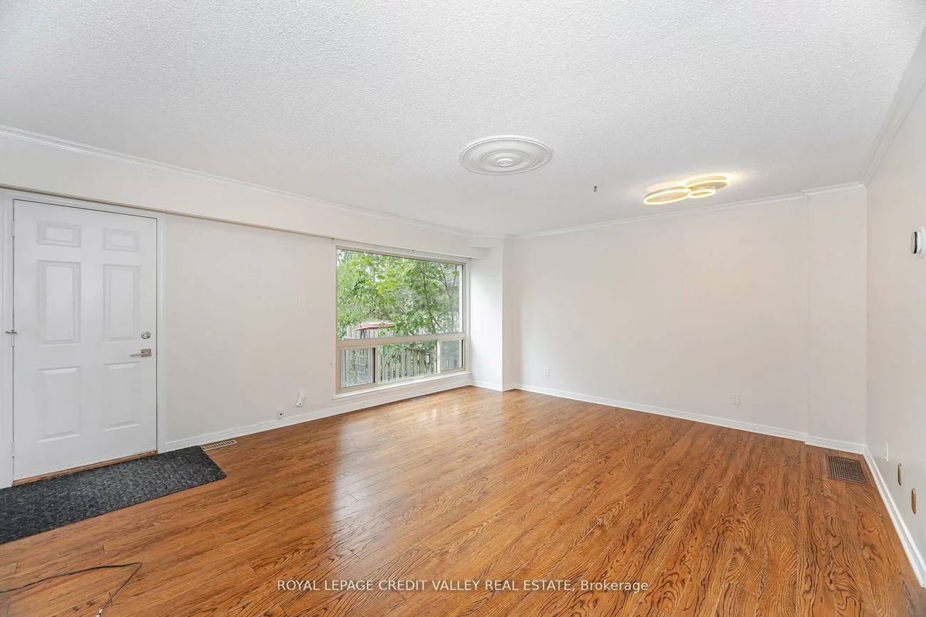 2, North, Wellington, Barrie