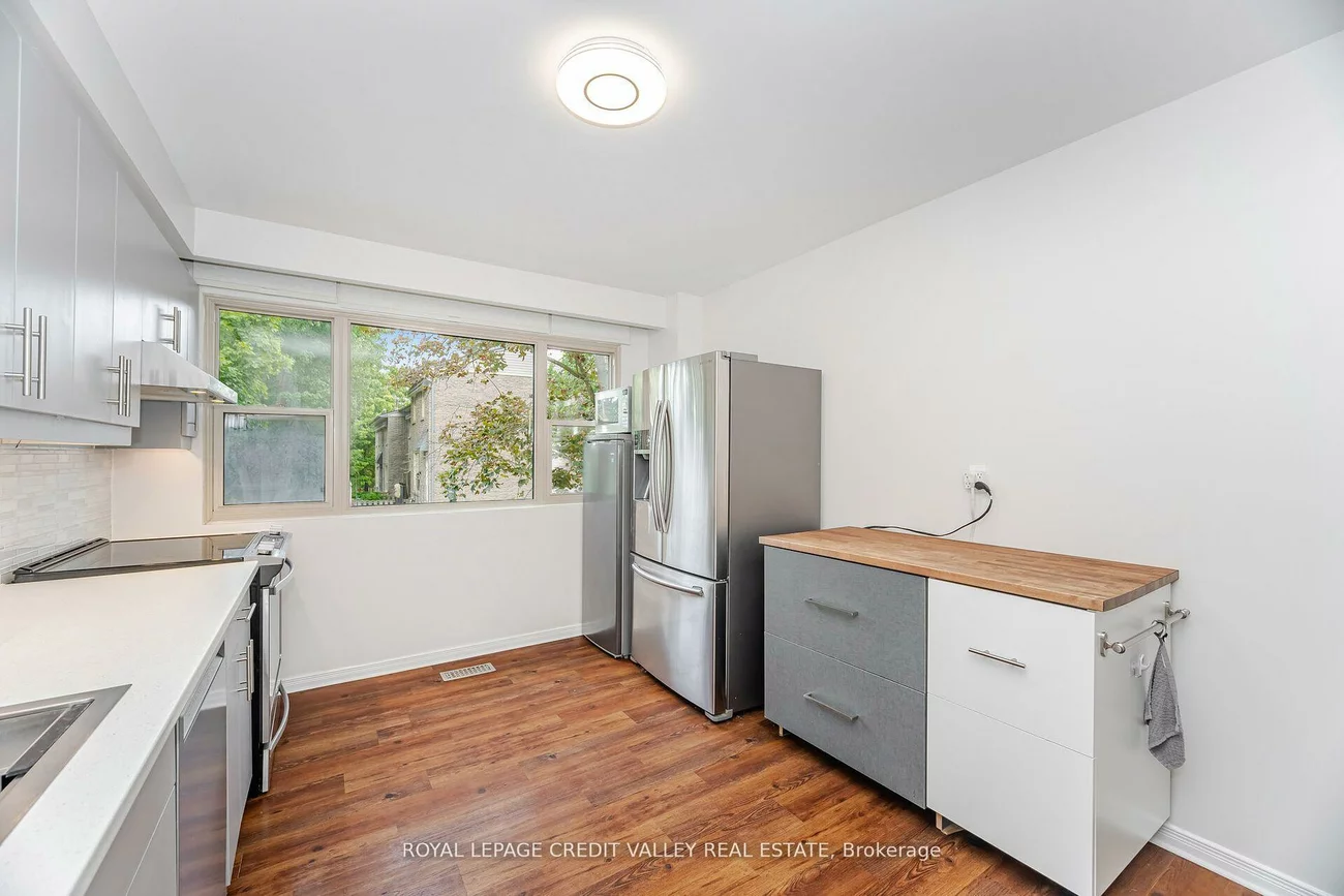 2, North, Wellington, Barrie