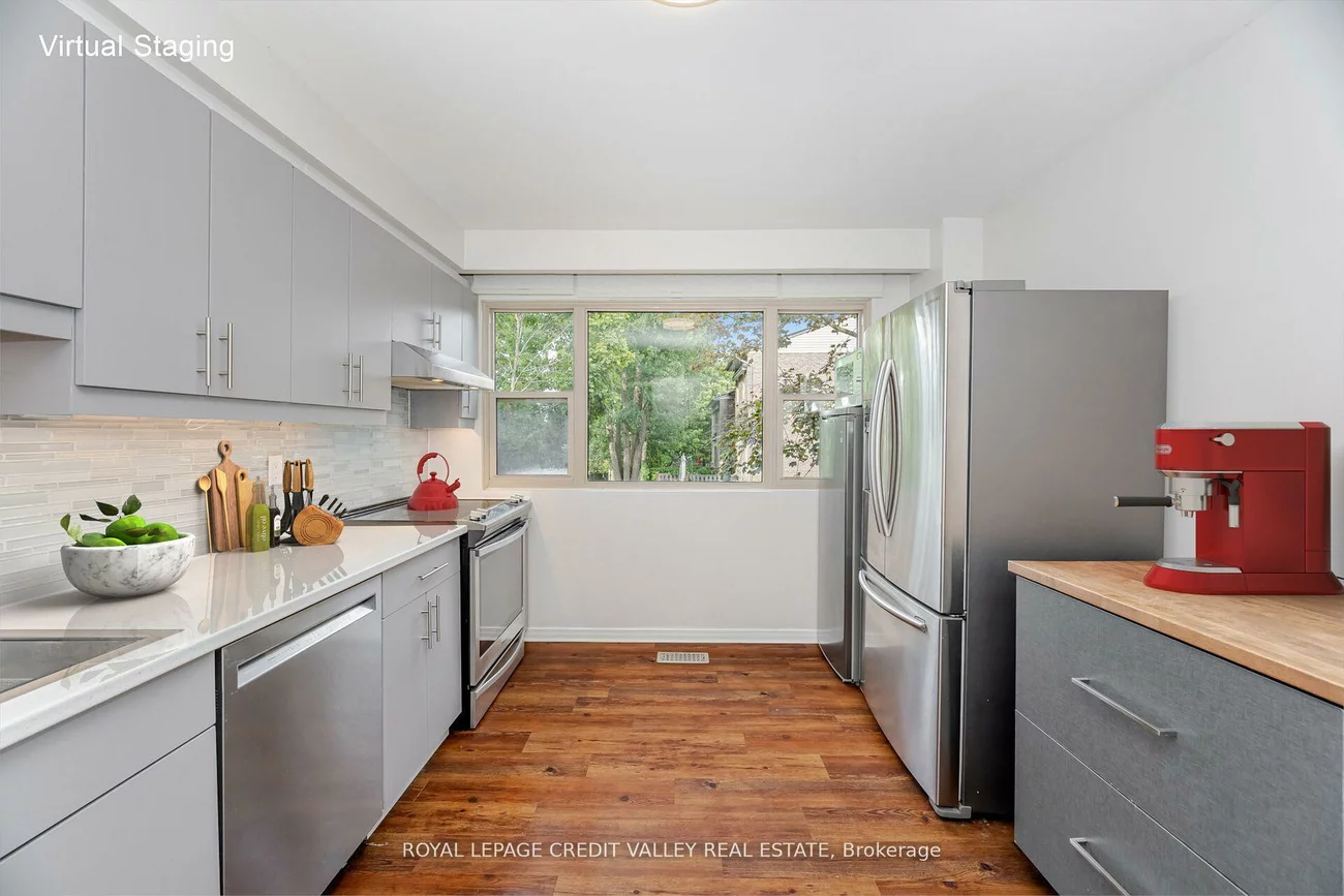 2, North, Wellington, Barrie
