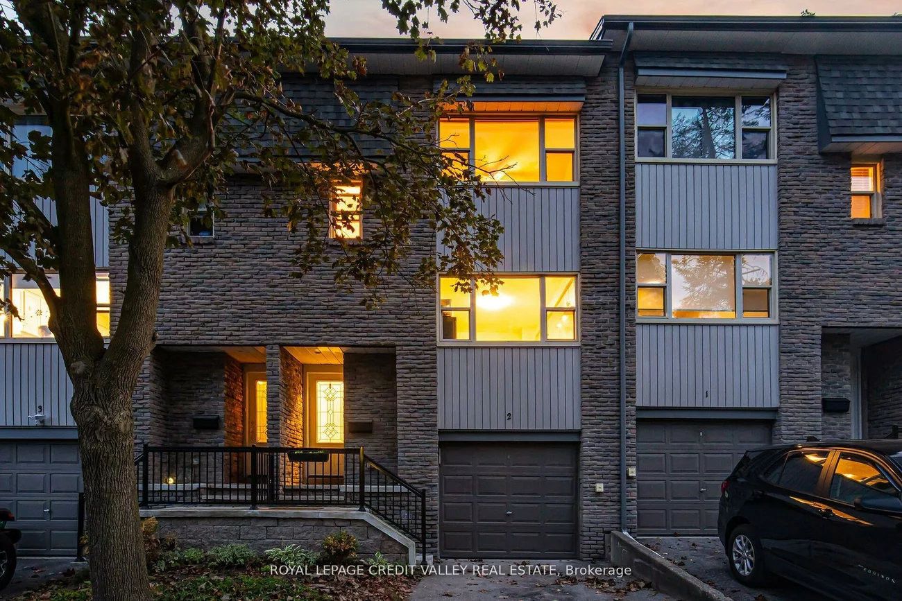 2, North, Wellington, Barrie