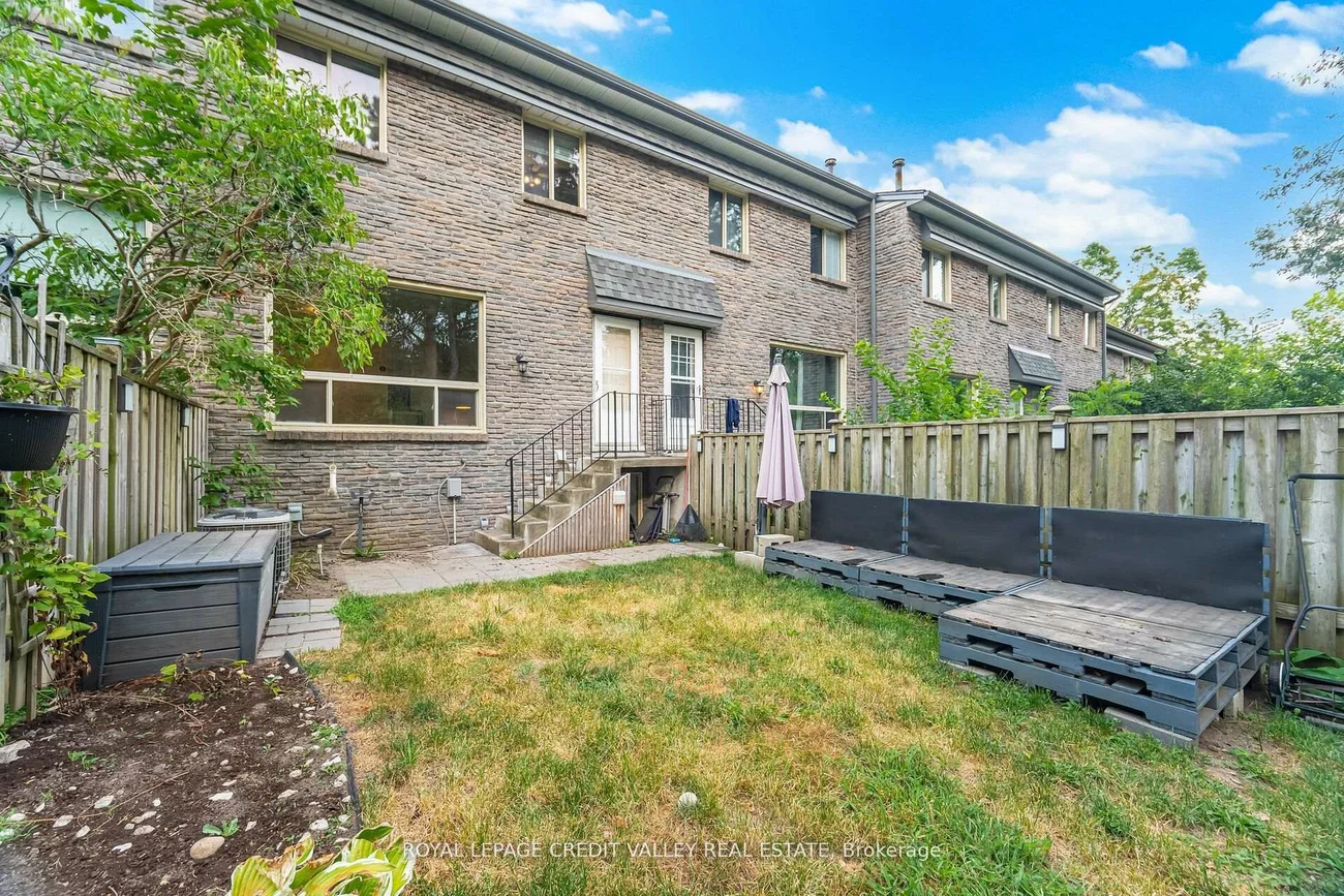 2, North, Wellington, Barrie