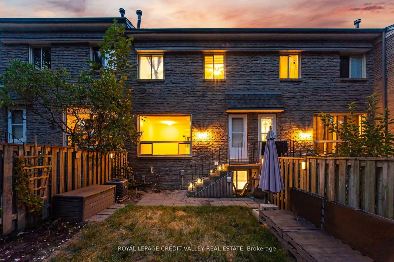 2, North, Wellington, Barrie