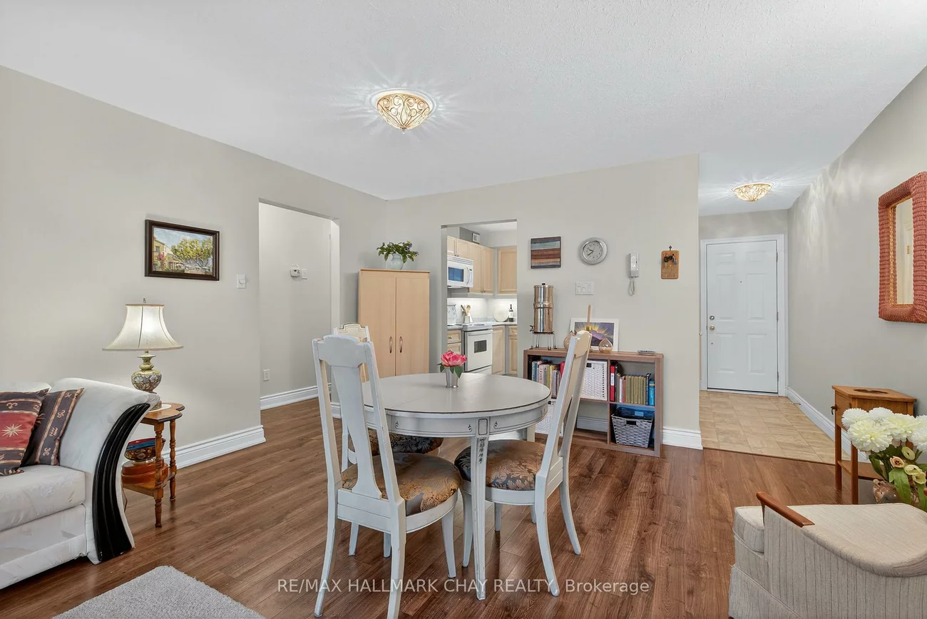 222, Steel, Grove East, Barrie