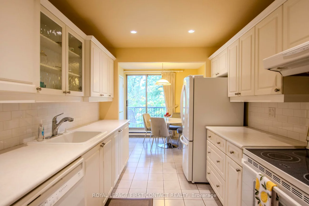 291, Blake, North Shore, Barrie