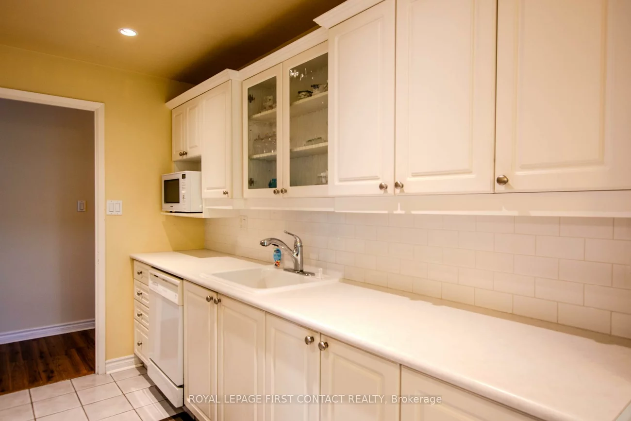 291, Blake, North Shore, Barrie