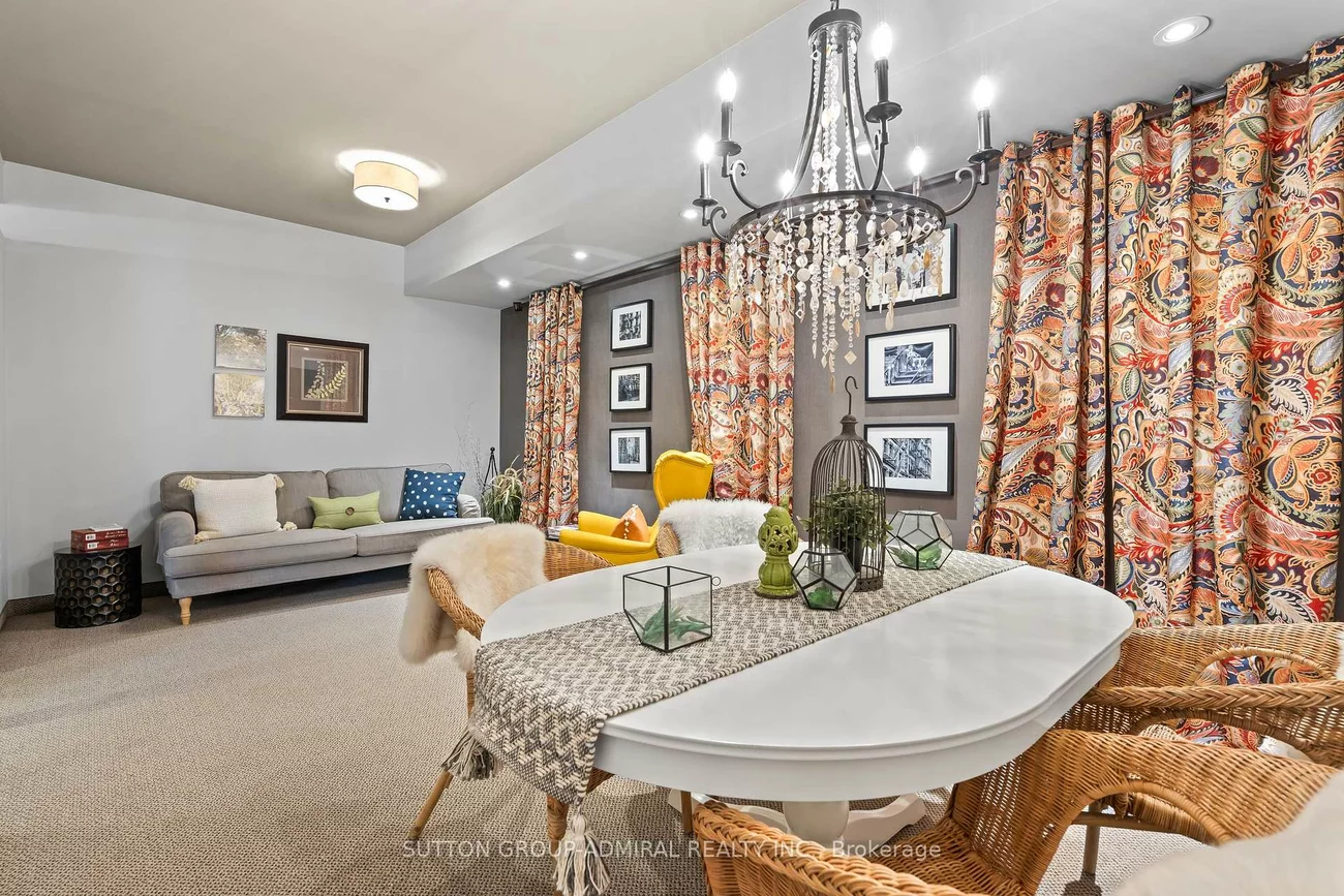 7, Greenwich, Ardagh, Barrie